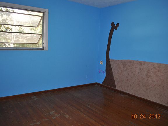 5th image of 8158 Caravelle Dr