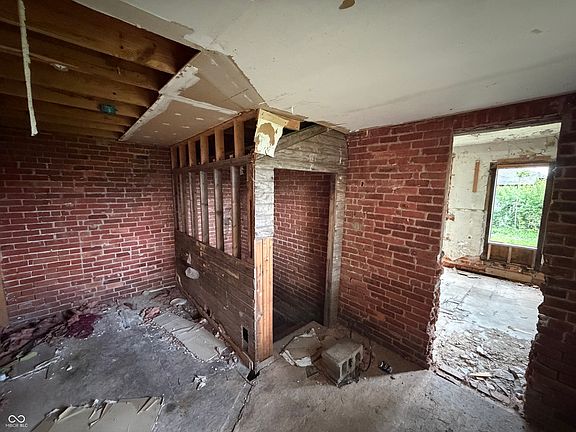 4th image of 2922 Pearl St