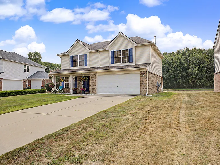 41973 Milton Dr — Photo 2