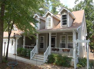 1501 Pink Cherokee Ct, Apex, NC 27502