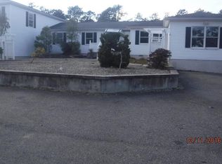 182 Grand Central Pkwy, Bayville, NJ 08721