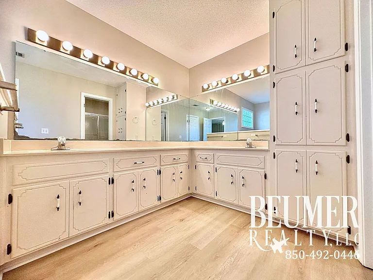 5027 Shoshone Dr — Photo 12