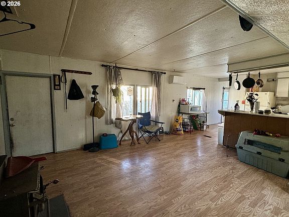 3rd image of 87675 Highway 101 Space 5