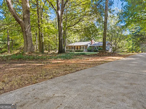 70 Mystic Ln, Social Circle, GA 30025