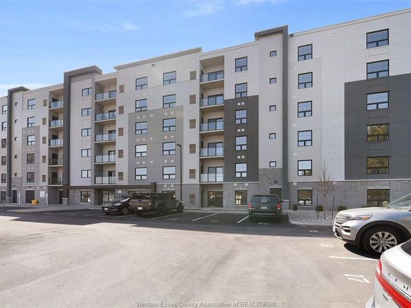 190 Main St E #302, Kingsville, ON N9Y 1A6