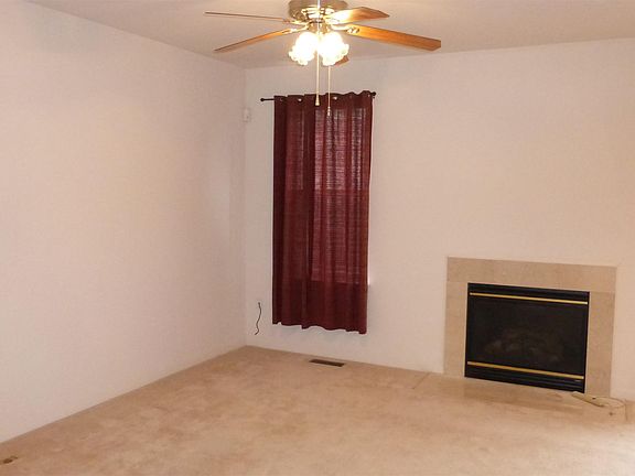 3rd image of 1118 Posey Ln
