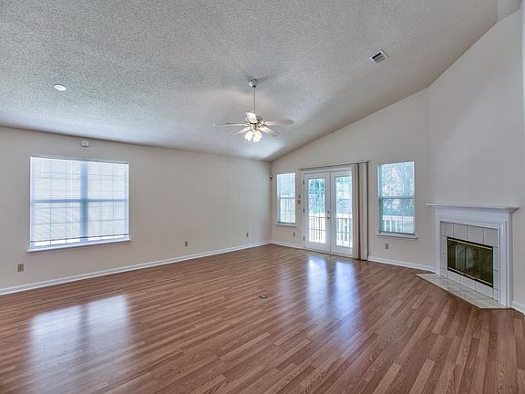 3rd image of 5304 E Saint Ives Ln