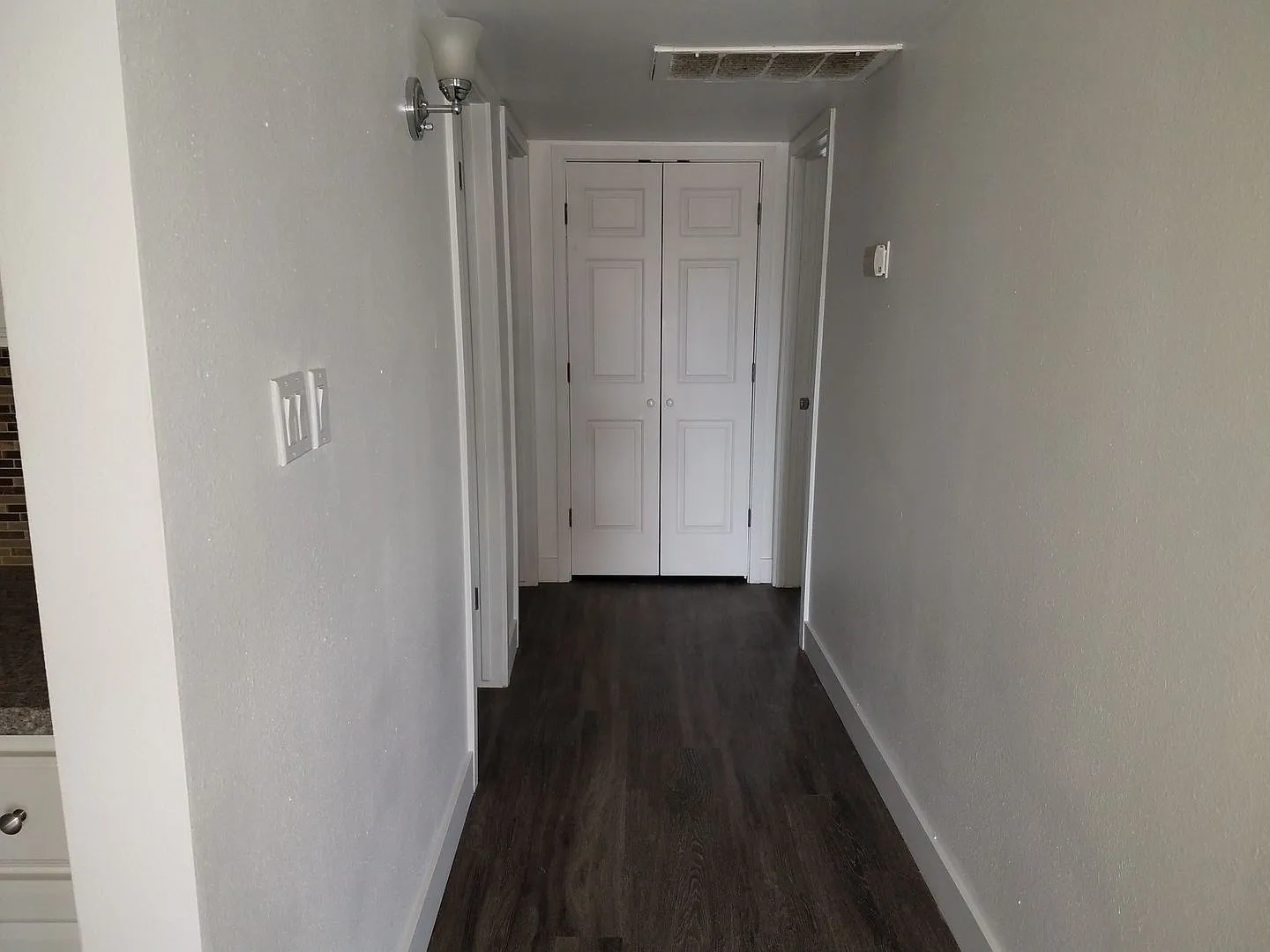 1500 W Rio Salado Pkwy — Photo 1