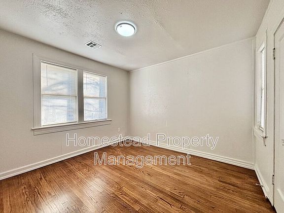 2nd image of 1500 NE 20th St