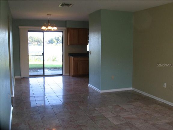 5th image of 1920 E Edgewood Dr