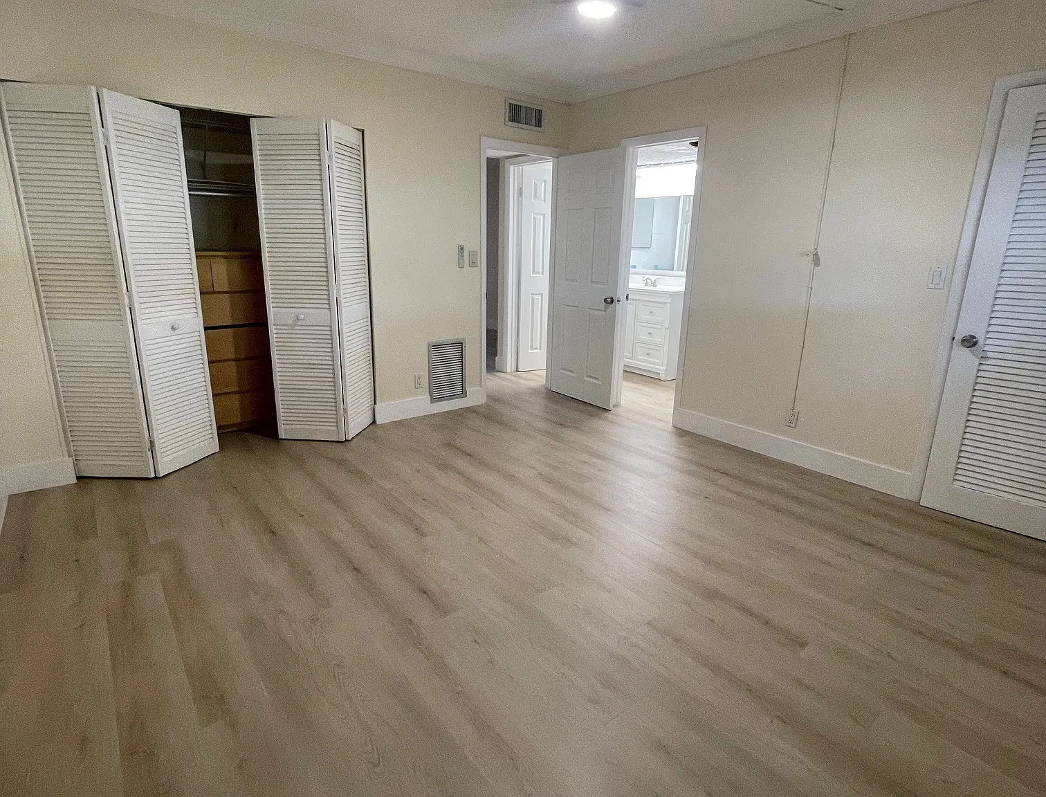 1 bed, 675 sqft, $1,690 — Photo 3