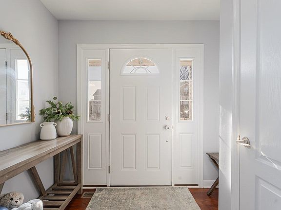 4th image of 4235 Merino Ln
