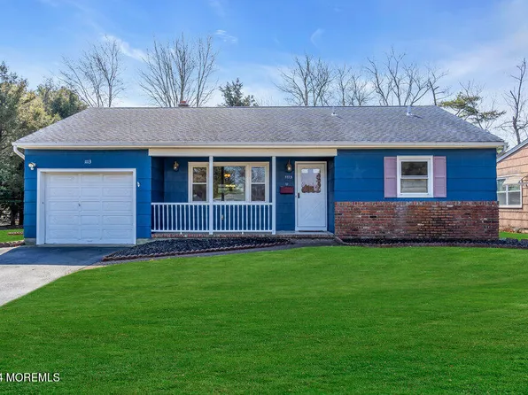 1113 Edgebrook Drive S, Toms River, NJ 08757