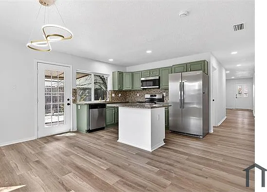 3808 Glover Dr — Photo 15