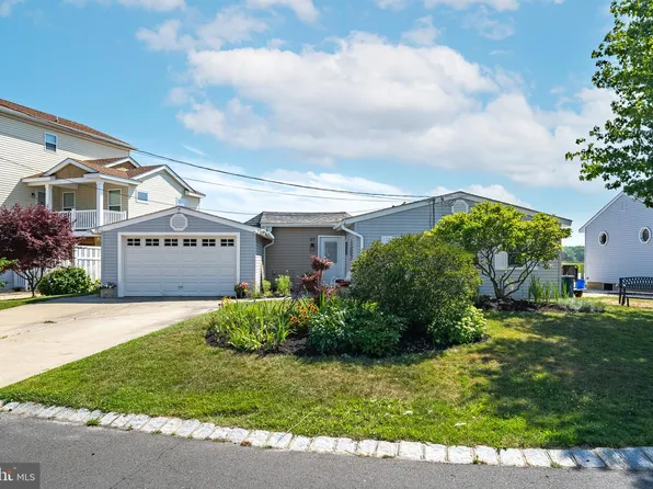 27 Creekview Rd, Barnegat, NJ 08005