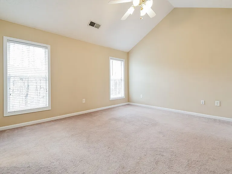 426 Baldwin Ct — Photo 10