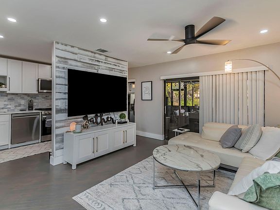 4th image of 10543 NW 3rd Street