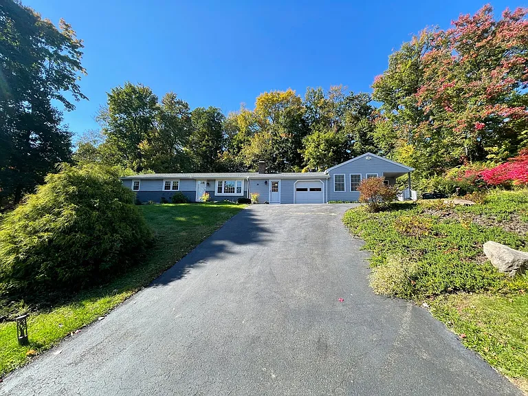 85 Brentwood Dr — Photo 26