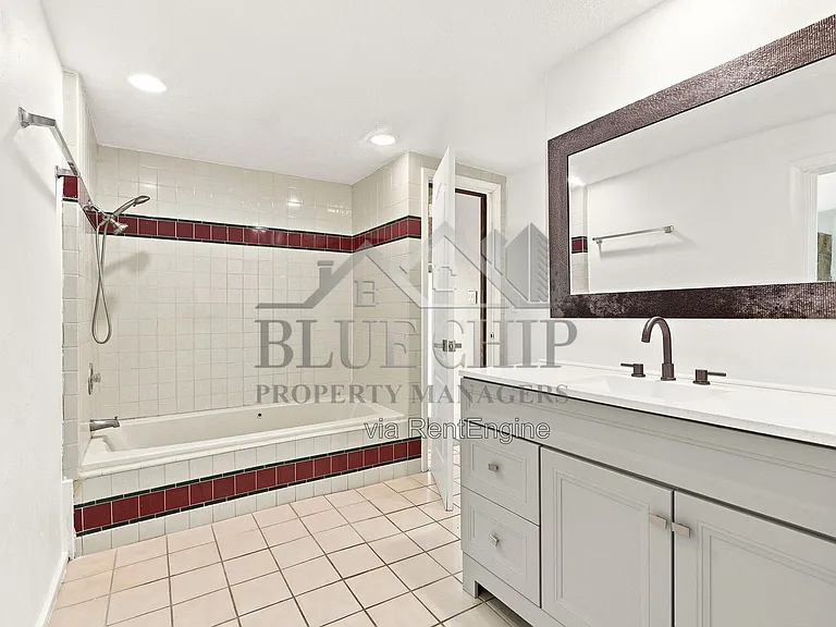 6714 Nina Rosa Dr — Photo 20