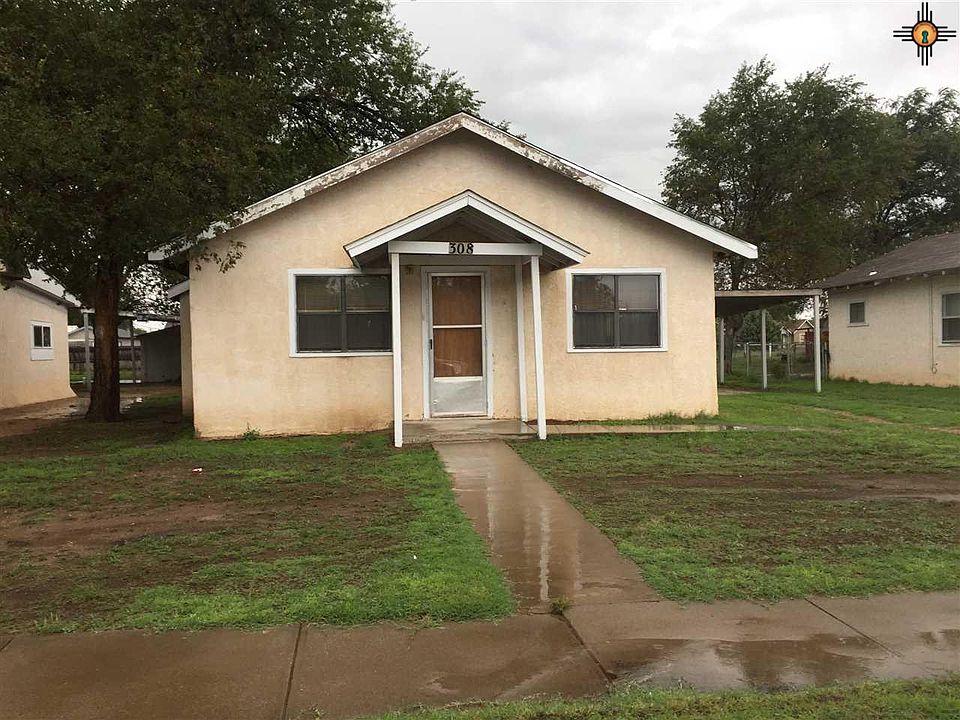 1st image of 308 S Avenue F