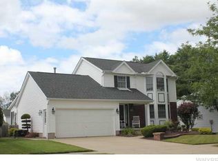 14 Parktrail Ln, Buffalo, NY 14227