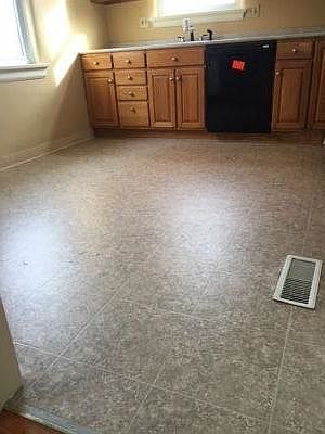 5th image of 1521 Wittekind Ter