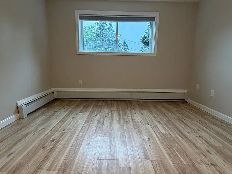 Willard Street Apartments offers the perfect location, with easy access to all major Highways 495... — Photo 7
