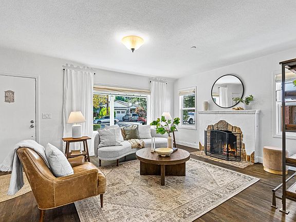 5th image of 1567 Keesling Ave