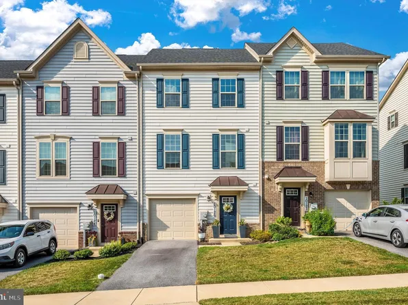 10126 Hutzell St, Ijamsville, MD 21754