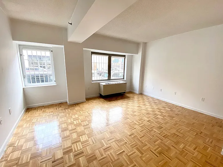 756 Washington St #1-E — Photo 1