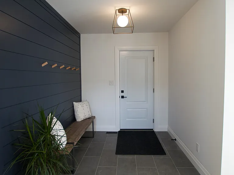 430 Greenfield St — Photo 19