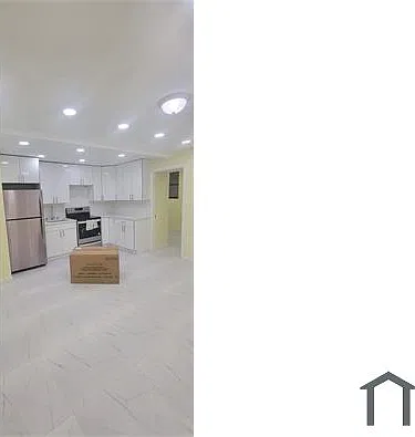3 bed, 1000 sqft, $2,678 — Photo 1