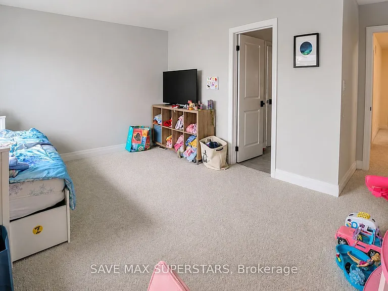 4 Sweet Cicely St — Photo 25