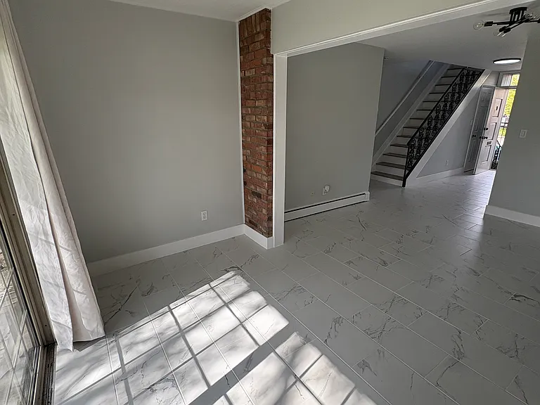 2356 W 14 Mile Rd — Photo 3