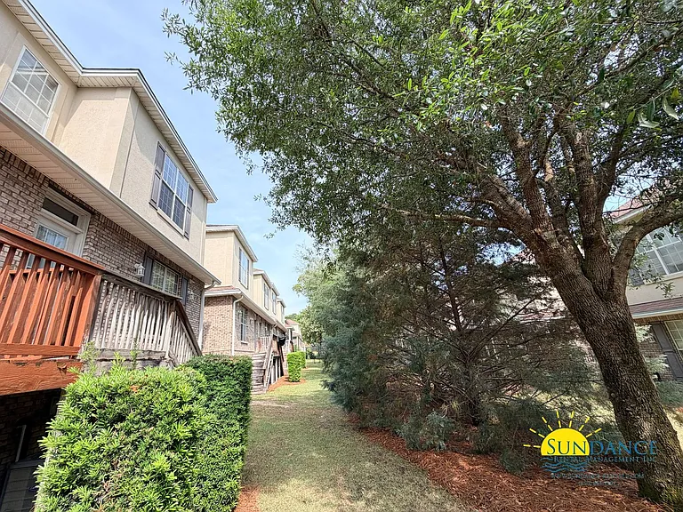 409 Nathey Ave — Photo 19