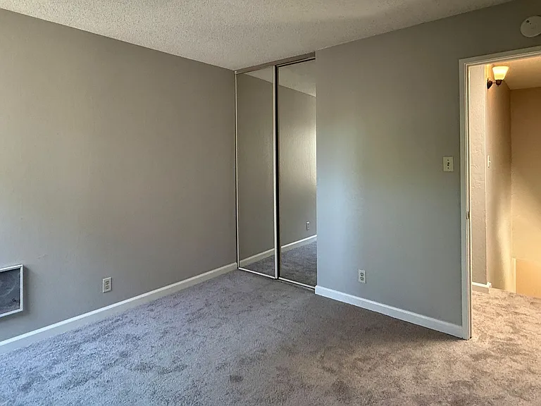 4415 Norwalk Dr #5 — Photo 7