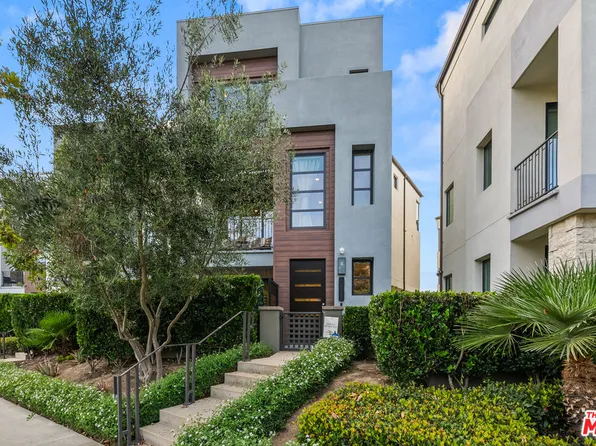 12667 W Bluff Creek Dr, Playa Vista, CA 90094