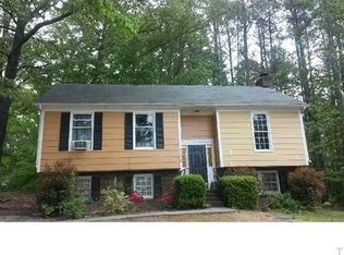 2208 Crampton Pl, Raleigh, NC 27604