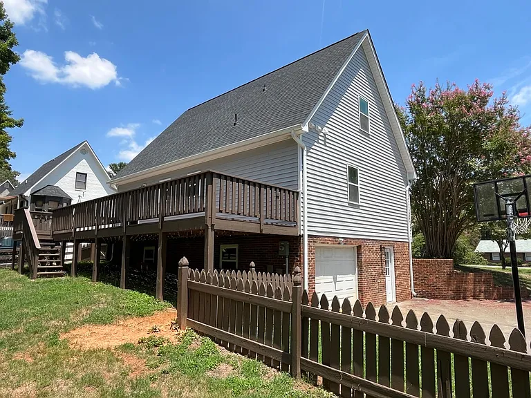 1775 Ralee Dr — Photo 6