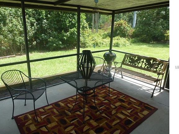 4th image of 768 Meadowlark Ct