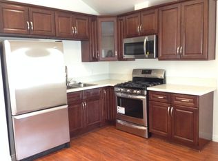 1038 1/2 E Magnolia Blvd, Burbank, CA 91501