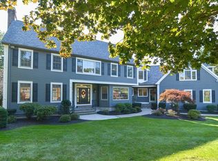 17 Lockewood Dr, Franklin, MA 02038