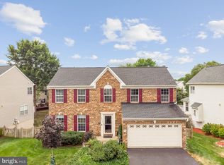 20575 Coppersmith Dr, Ashburn, VA 20147