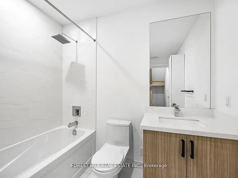 18 Greenbriar Rd #3 — Photo 28