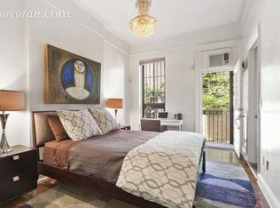 463 W 49th St APT 2, New York, NY 10019