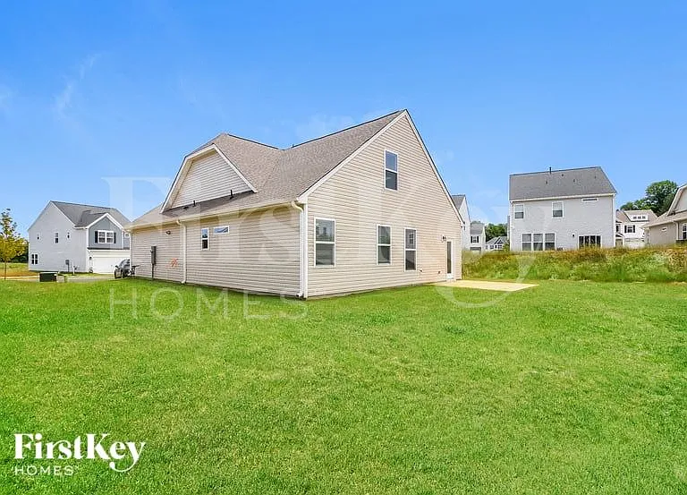 808 Birchcrest Way — Photo 15