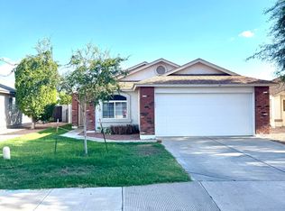 8521 E CLOVIS Avenue, Mesa, AZ 85208