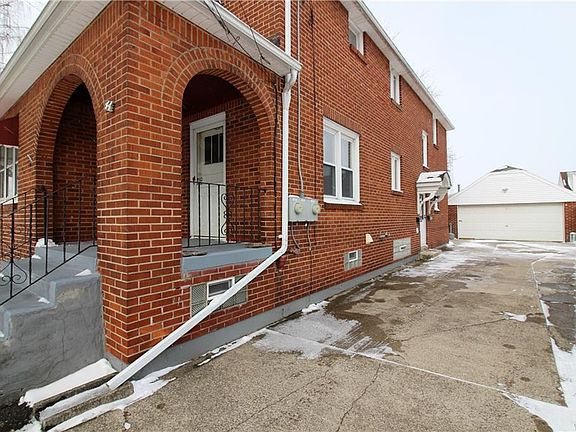 2nd image of 44 Stearns Ave
