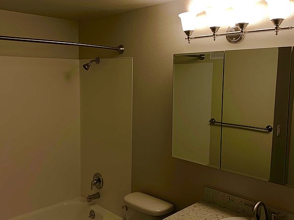 5th image of 1447 N Pearl St #1461-01
