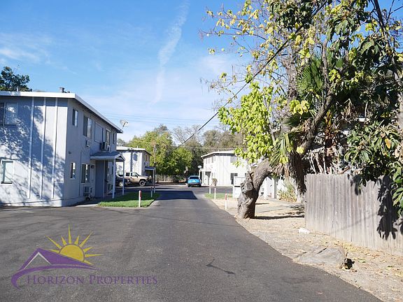 3rd image of 1617 Arcade Blvd APT 13
